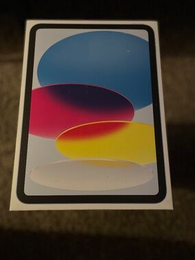 Apple iPad 10th Generation 64 GB Blue